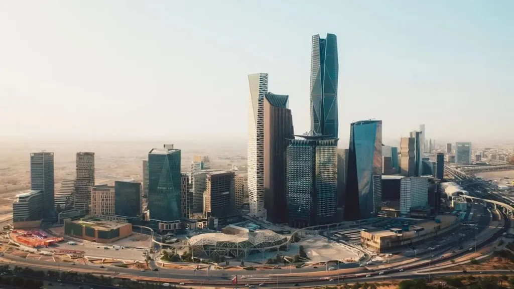 وظائف مجموعة الخريف في السعودية